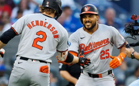 Veteran Anthony Santander showing young Orioles how it’s done