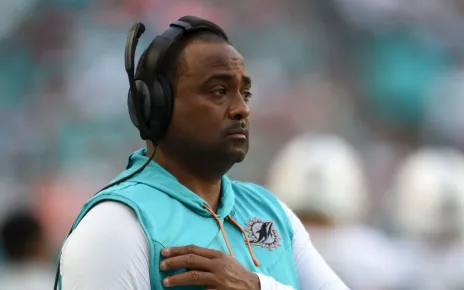 Source: Dolphins assistant Jon Embree to be HC in 2nd half