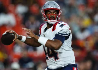 Patriots pick Jacoby Brissett as starting QB over Drake Maye