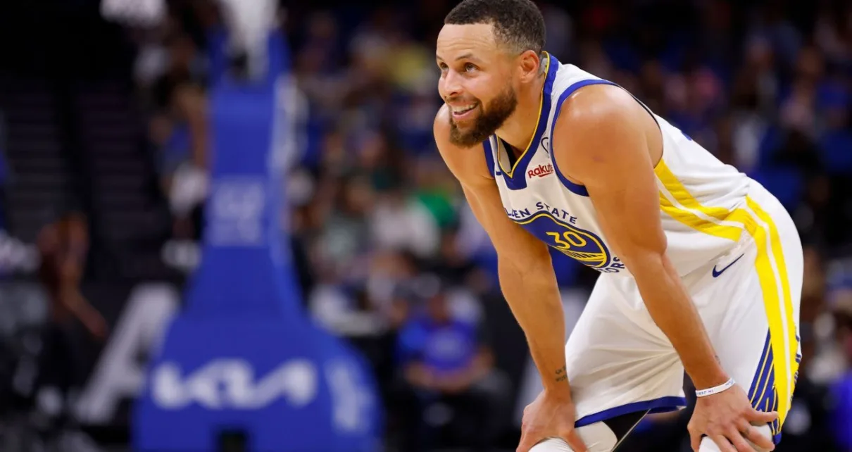 Warriors’ Stephen Curry signs 1-year, .6 million extension