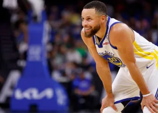 Warriors’ Stephen Curry signs 1-year, .6 million extension