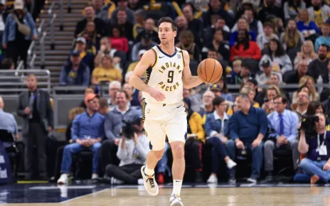 Pacers, guard T.J. McConnell agree on 4-year, M extension