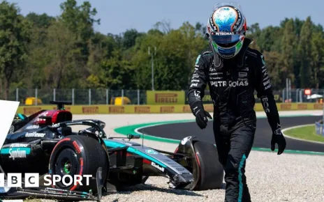 Italian Grand Prix: Lewis Hamilton sets pace after Andrea Kimi Antonelli crashes on Mercedes debut