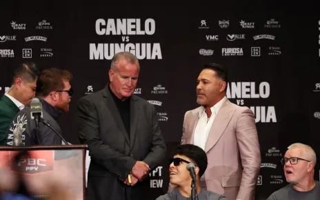 Oscar De La Hoya bashes ‘piece of sh*t’ Canelo Alvarez, sides with UFC: ‘You’re really making the wrong enemies’