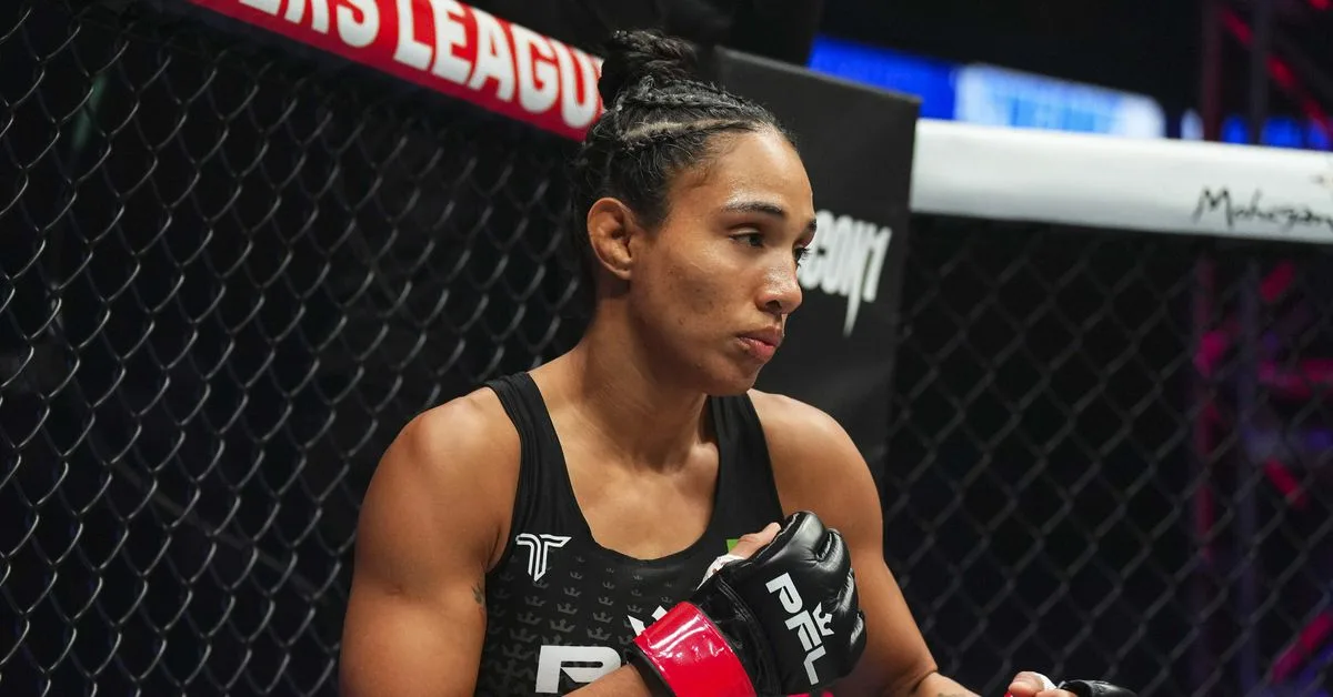 ‘How are we not in the main event?’ Taila Santos ‘bummed out’ by placement of Liz Carmouche fight at PFL Nashville