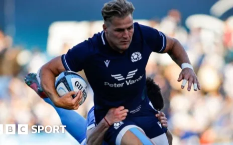 Scotland beat Uruguay: Duhan van der Merwe sets try record