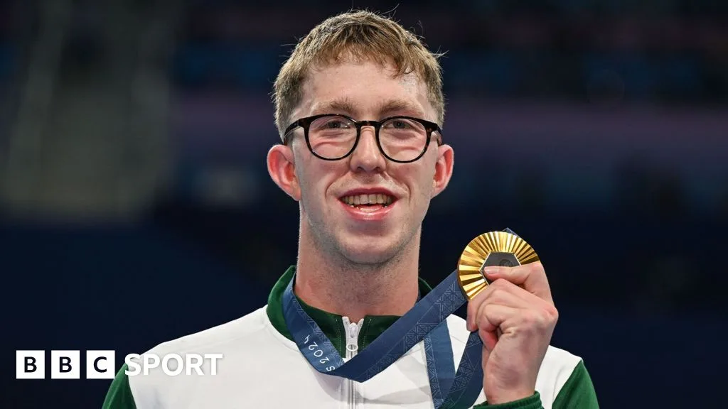 Paris 2024: Daniel Wiffen wins historic gold in 800m freestyle