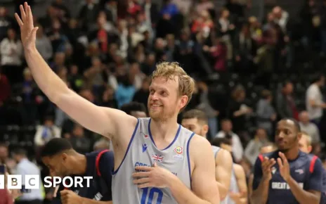 Dan Clark: Ex-Great Britain basketball international launches Surrey 89ers