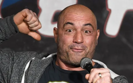 Joe Rogan ending PPV travel ban for Alex Pereira vs. Dricus Du Plessis, will ‘fly to the moon’ for UFC super fight