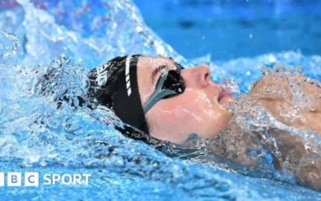 Olympic swimming: Slovakian Tamara Potocka collapses after race