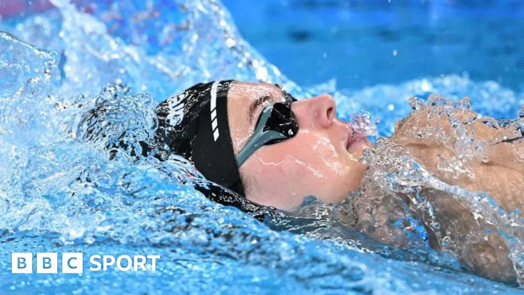 Olympic swimming: Slovakian Tamara Potocka collapses after race