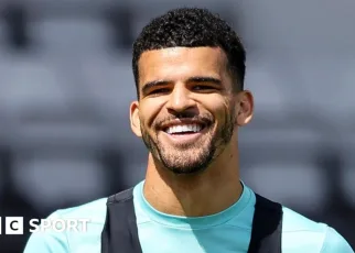 Dominic Solanke: Tottenham sign Bournemouth striker for £65m