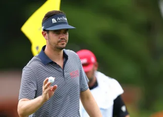 Beau Hossler shoots 60 at vulnerable Sedgefield in rain-delayed Wyndham Championship