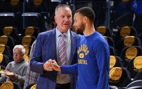 Mully teaches youth camp valuable lesson with inspiring Steph story