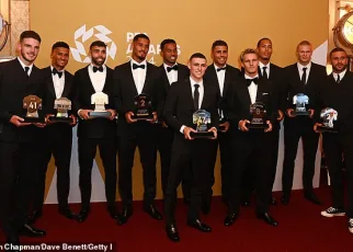 Fans spot huge difference between Kyle Walker and rest of PFA Team of the Year that should get Manchester City ace ‘replaced in line up’