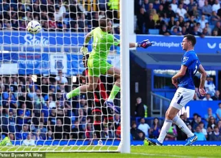 Everton 2-3 Bournemouth: Toffees capitulate having led 2-0 on 87 minutes, with Luis Sinisterra scoring 96th minute winner to pile pressure on Sean Dyche