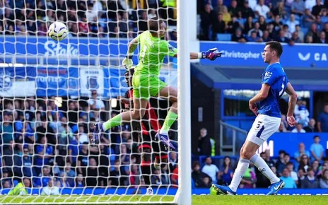 Everton 2-3 Bournemouth: Toffees capitulate having led 2-0 on 87 minutes, with Luis Sinisterra scoring 96th minute winner to pile pressure on Sean Dyche