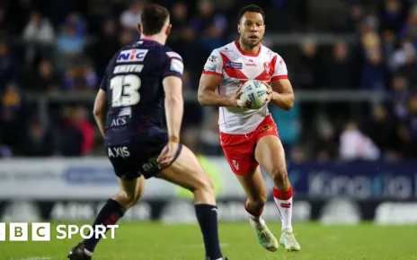 Super League: St Helens 17-16 Salford Red Devils