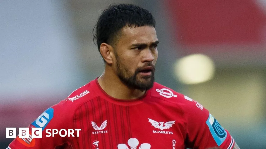 Vaea Fifita: Tonga forward signs new Scarlets deal