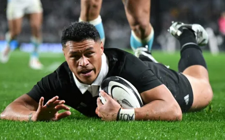 All Blacks’ brutal response keeps 30-year fortress alive after hammering Argentina