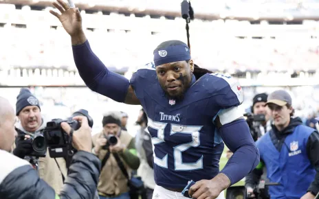 Derrick Henry Says 1 QB’s Arm Talent Is ‘Through The Roof’