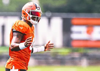 Browns to play QB Deshaun Watson in preseason finale despite injury issues