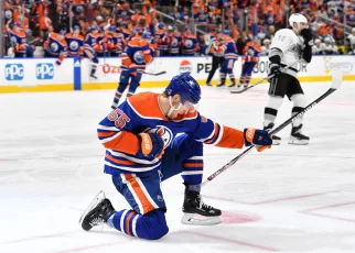 Calgary Flames Missed Big Opportunity to Sign Oilers’ Philip Broberg and Dylan Holloway – The Hockey Writers –