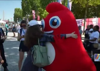 Fans gather at the Club de France to celebrate Olympic athletes