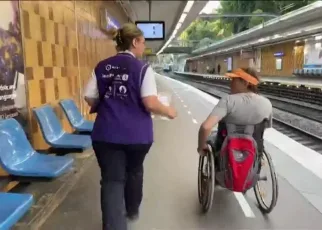 Century-old metro face difficulties in Paris' attempt to improve transport accessibility