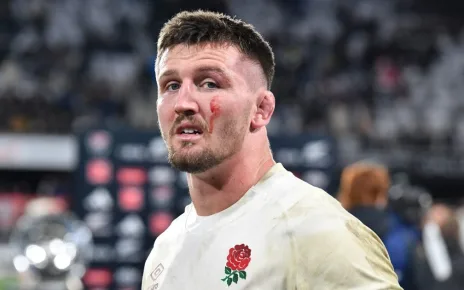 England star opens talks; Boks hooker digs in