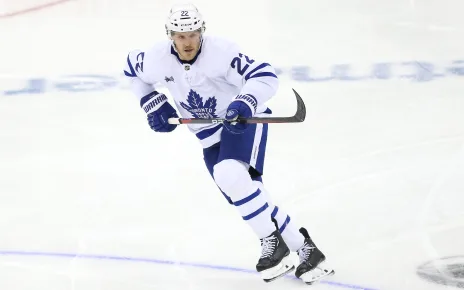 Maple Leafs News & Rumors: McCabe, Benoit, Domi & Matthews – The Hockey Writers – Toronto Maple Leafs