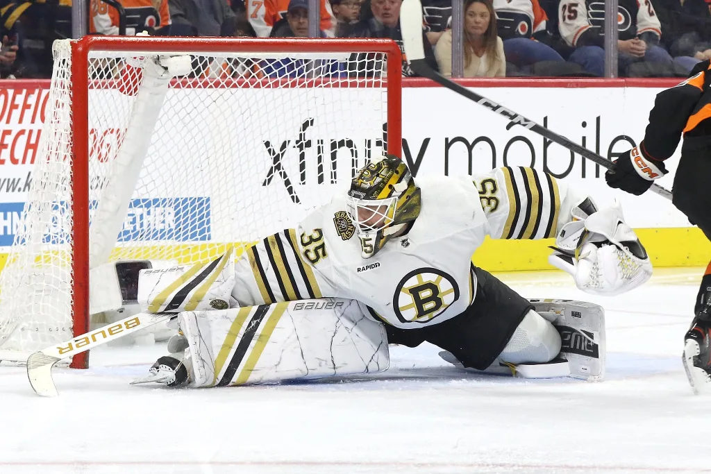 Senators Extend Linus Ullmark to 4 Year Contract – The Hockey Writers – NHL News