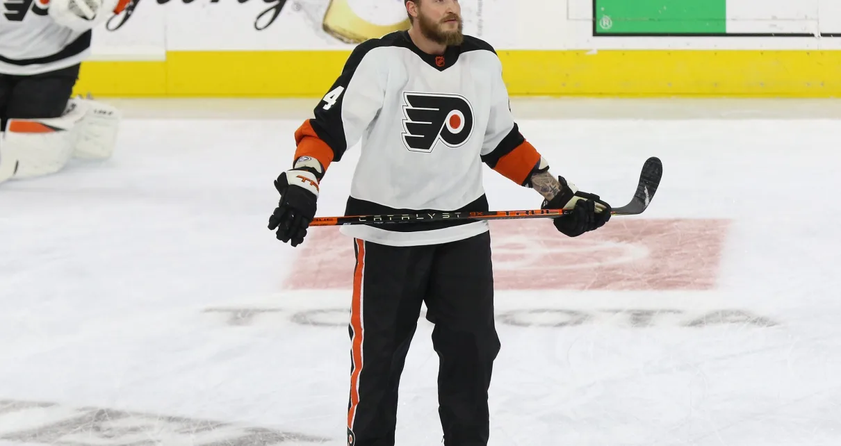 Philadelphia Flyers Nicolas Deslauriers’ Should Play Less in 2024-25 – The Hockey Writers – Philadelphia Flyers