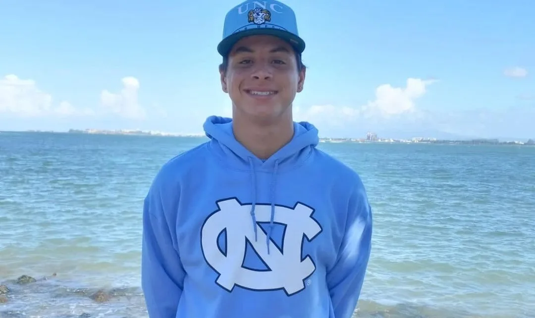 Puerto Rico National Record-holder Xavier Ruiz Signs NLI to Swim at UNC