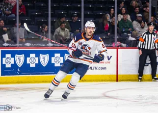 Edmonton Oilers’ Best Options for Replacing Dylan Holloway: Matthew Savoie vs Raphael Lavoie – The Hockey Writers – Oilers Prospects