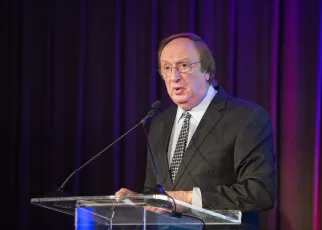 The Legend of Rangers’ Play-By-Play Announcer Sam Rosen: From the Booth to Our Hearts – The Hockey Writers – New York Rangers