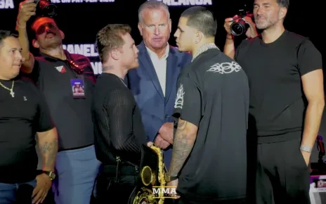 Face off! Canelo stares down Edgar Berlanga at kickoff press conference in New York (Video)