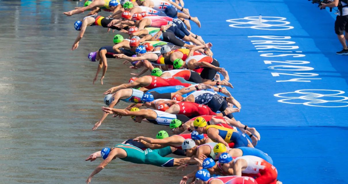 World Aquatics Cancels Seine Training Session; More Triathletes Register GI Illnesses