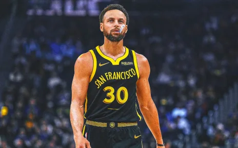 Steph Curry, Warriors agree to extension through 2026-27 season