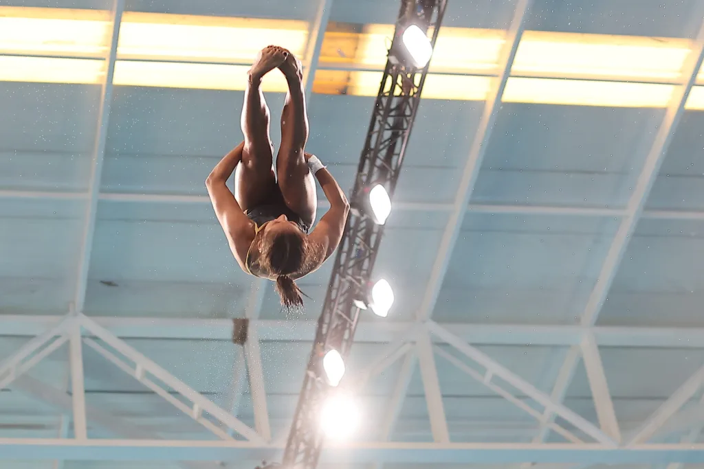 Texas Signs 2024 World Champs Medalist and Olympic Finalist Diver Alejandra Estudillo