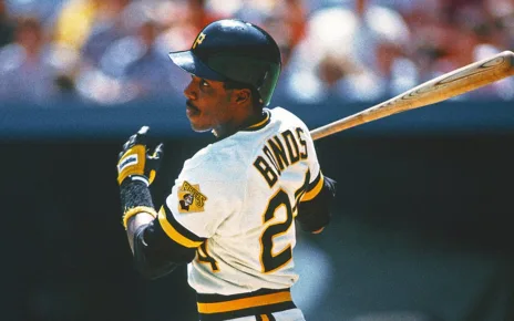 Pirates to induct seven-time MLB MVP Barry Bonds into franchise Hall of Fame