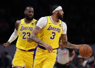 Lakers will, again, lead NBA in national TV appearances with 39