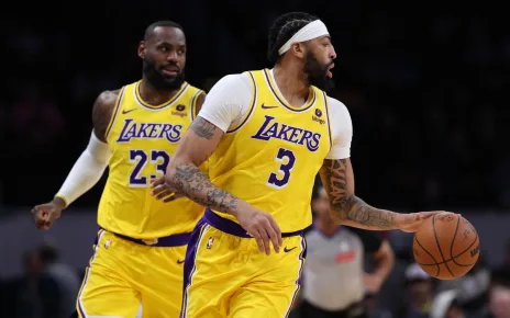 Lakers will, again, lead NBA in national TV appearances with 39