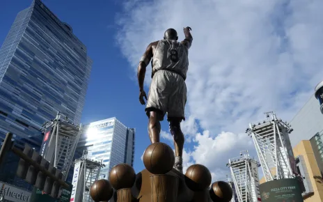 New statue honoring Kobe and Gianna Bryant unveiled outside of Crypto.com Arena