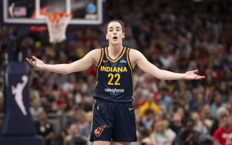 Caitlin Clark sets WNBA rookie record, scores 23 in Fever’s win over Storm