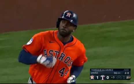 Yordan Alvarez lines a 117 mph home run to dead center field, putting the Astros up 2-0 over the Rangers