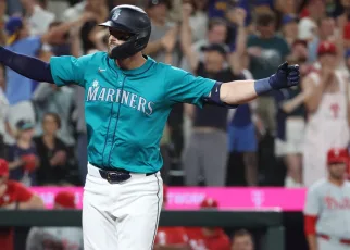 Mitch Haniger, Mariners walk off Phillies