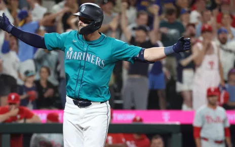 Mitch Haniger, Mariners walk off Phillies