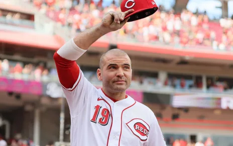 Joey Votto retires from baseball