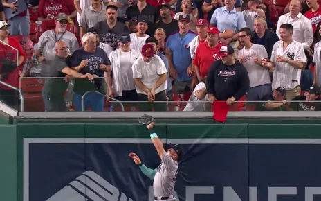 Aaron Judge robs homer, starts double play, gets 1,000th hit